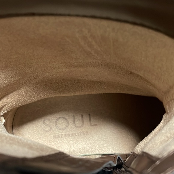 Ankle Boots - Wide width - Picture 9 of 10